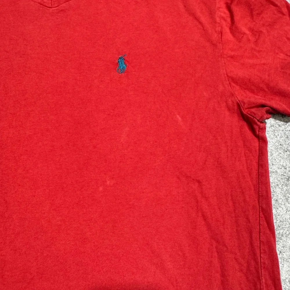 Polo Ralph Lauren Mens Red V-Neck T-Shirt Teal Pony Logo Size Medium